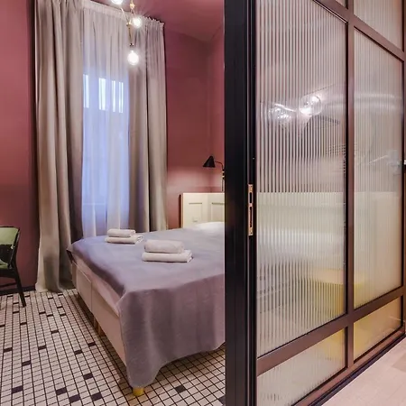 فندق Neptun Badacsony باداتشونيتوماي