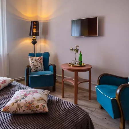 Neptun Badacsony * باداتشونيتوماي