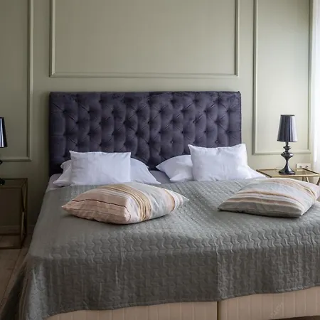 Neptun Badacsony فندق *