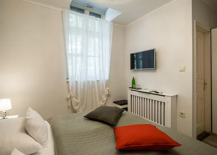 Neptun Badacsony * Badacsonytomaj